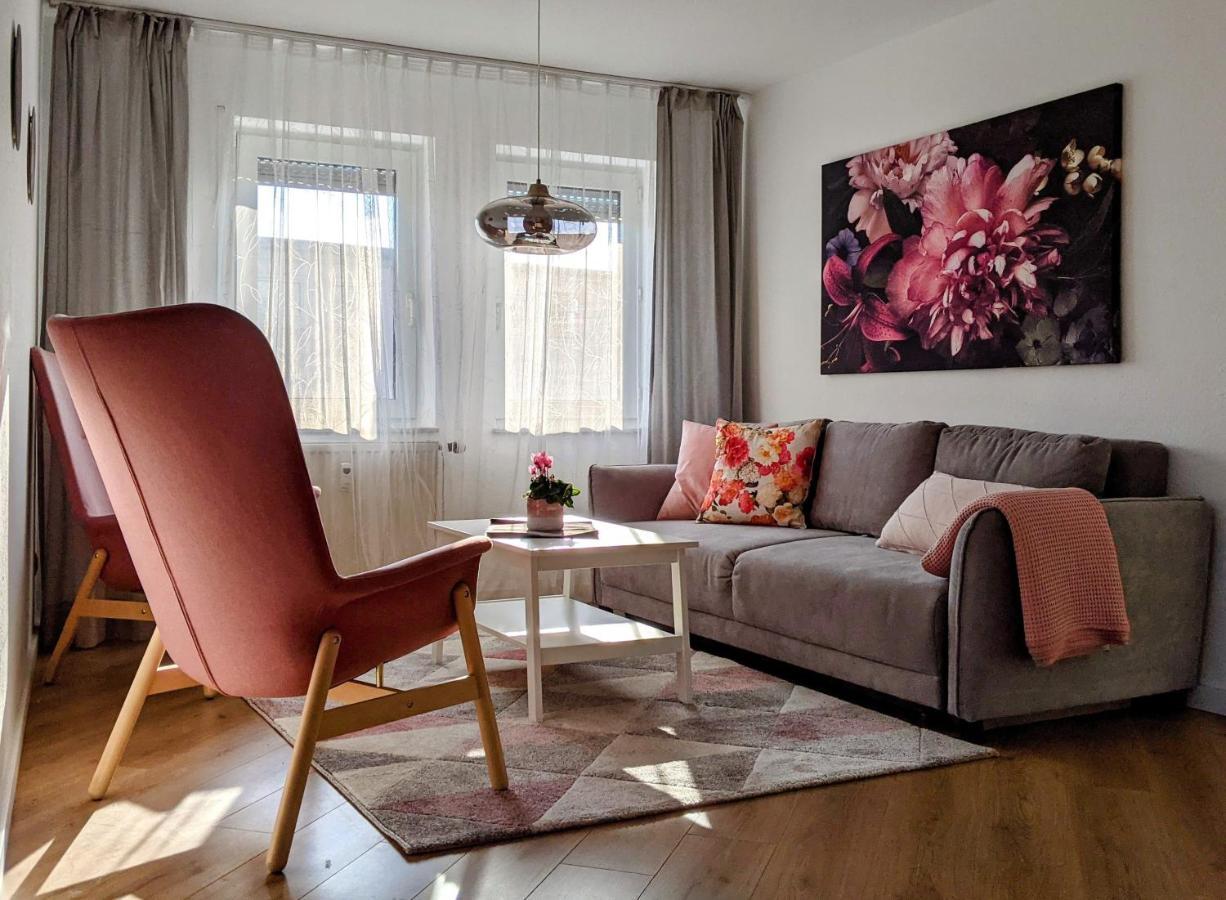 Cozy Apartment With Parking Garage Near Outlet Metzingen  Ngoại thất bức ảnh