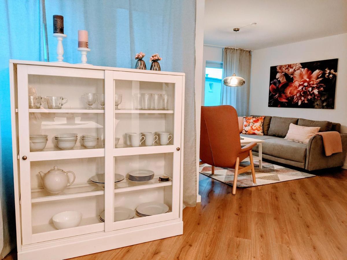 Cozy Apartment With Parking Garage Near Outlet Metzingen  Ngoại thất bức ảnh