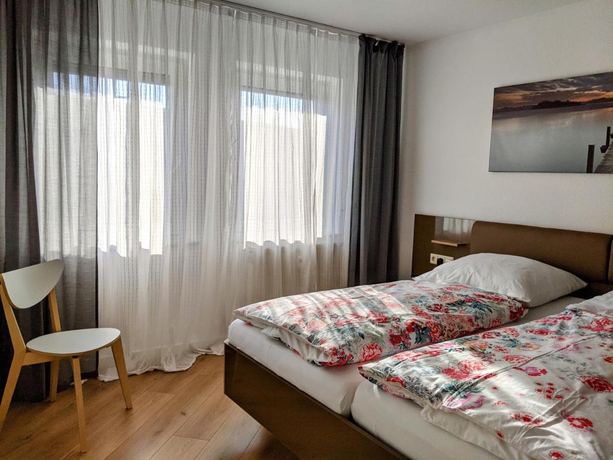 Cozy Apartment With Parking Garage Near Outlet Metzingen  Ngoại thất bức ảnh