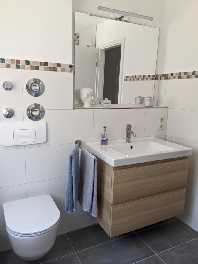 Cozy Apartment With Parking Garage Near Outlet Metzingen  Ngoại thất bức ảnh