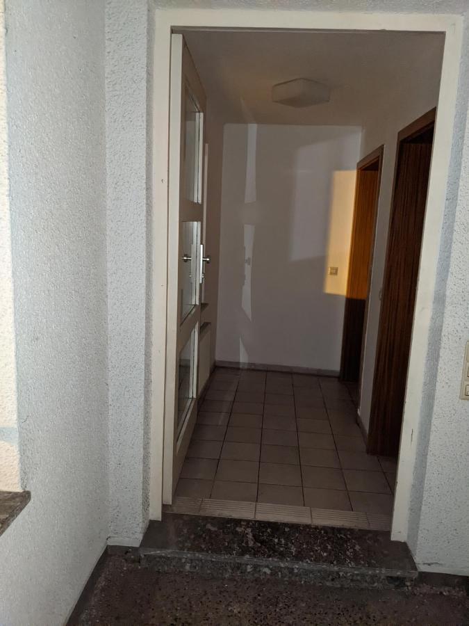 Cozy Apartment With Parking Garage Near Outlet Metzingen  Ngoại thất bức ảnh
